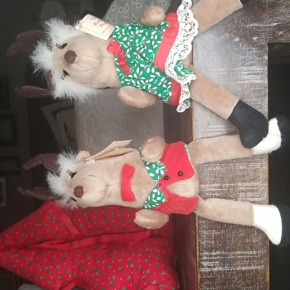 Vintage The Reindeer People Plush Set-Vixen&Victoria-Shelf/Mantle Sitters-9in. - Picture 2 of 7